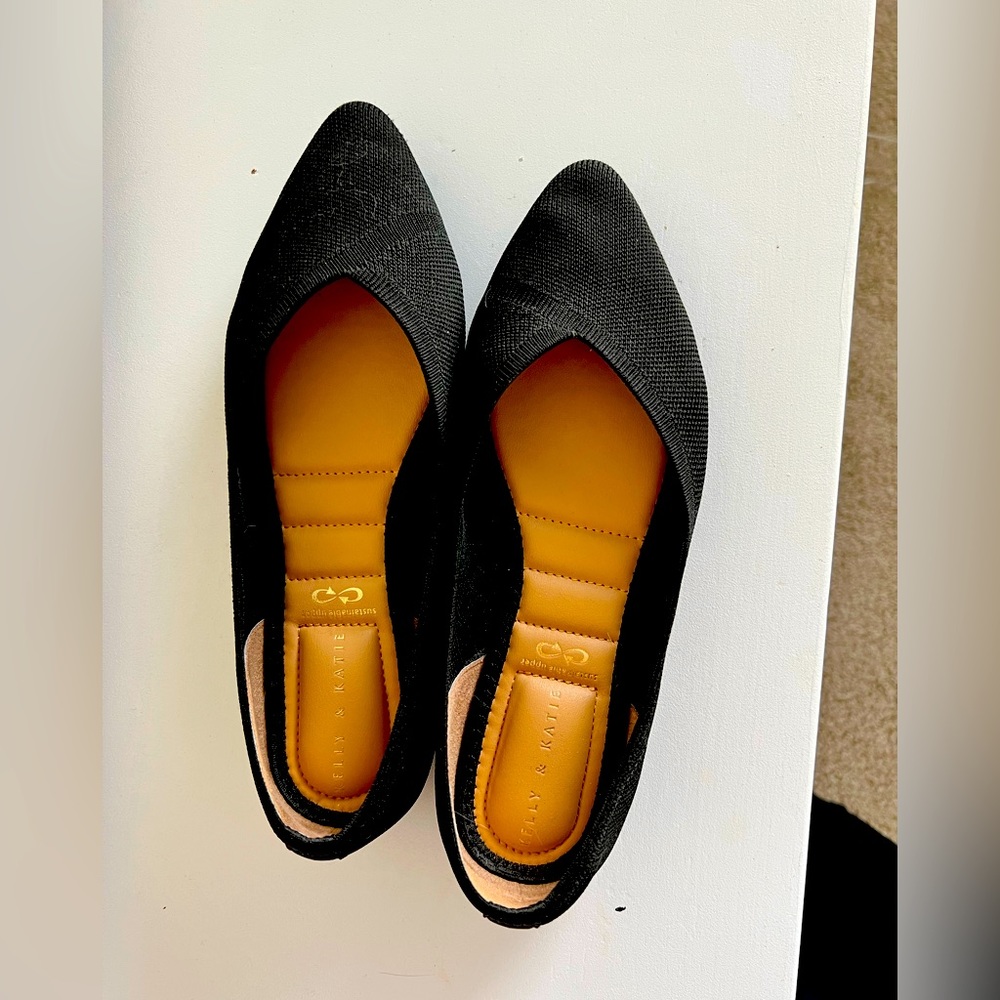 Black Kelly & Katie synthetic pointed toe ballet flat